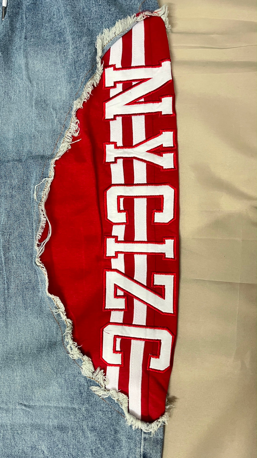 Baggy Side Red Butterfly Red Top